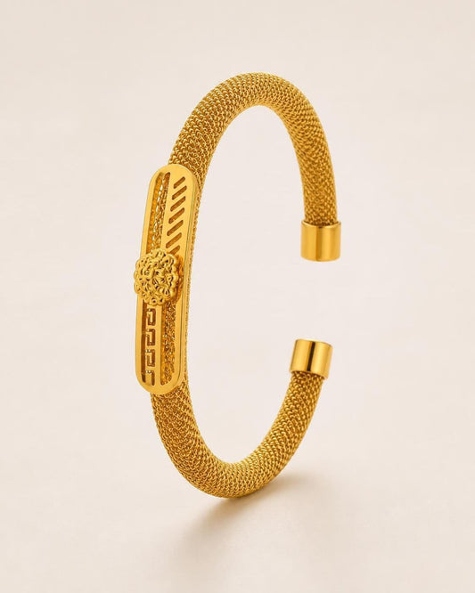 Regalia Mesh Lion Gold-Tone Stainless Steel Bangle